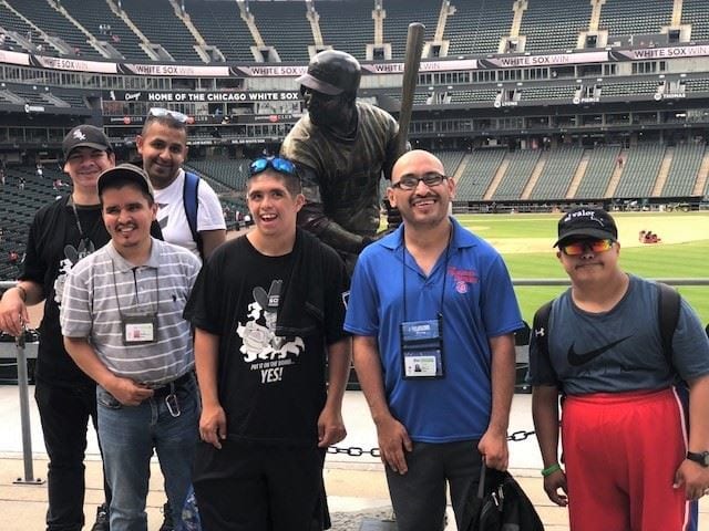 El Valor Friends & Family Cheer on the Chicago White Sox